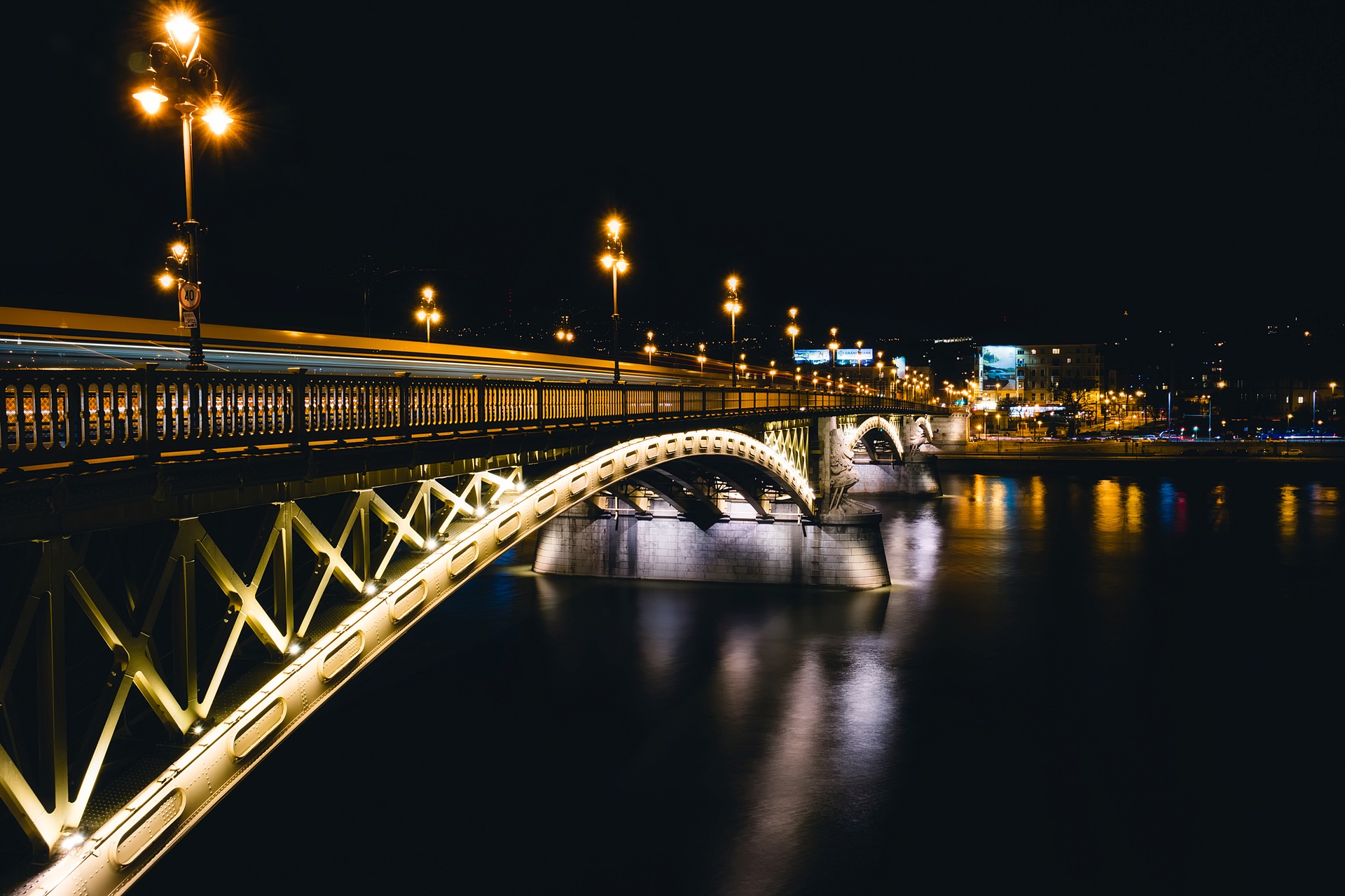 Crossing the Danube on foot